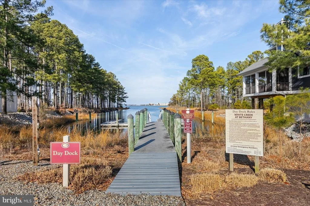 Photo of 37486 SEASIDE DRIVE