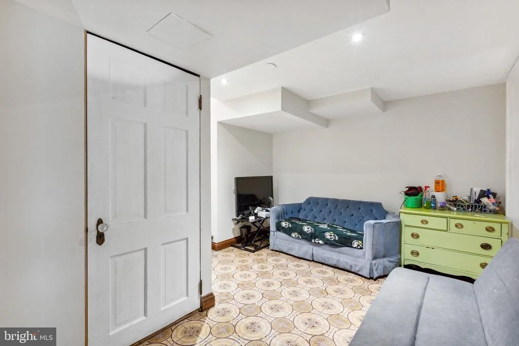 Photo of 2705 HUGHES ROAD