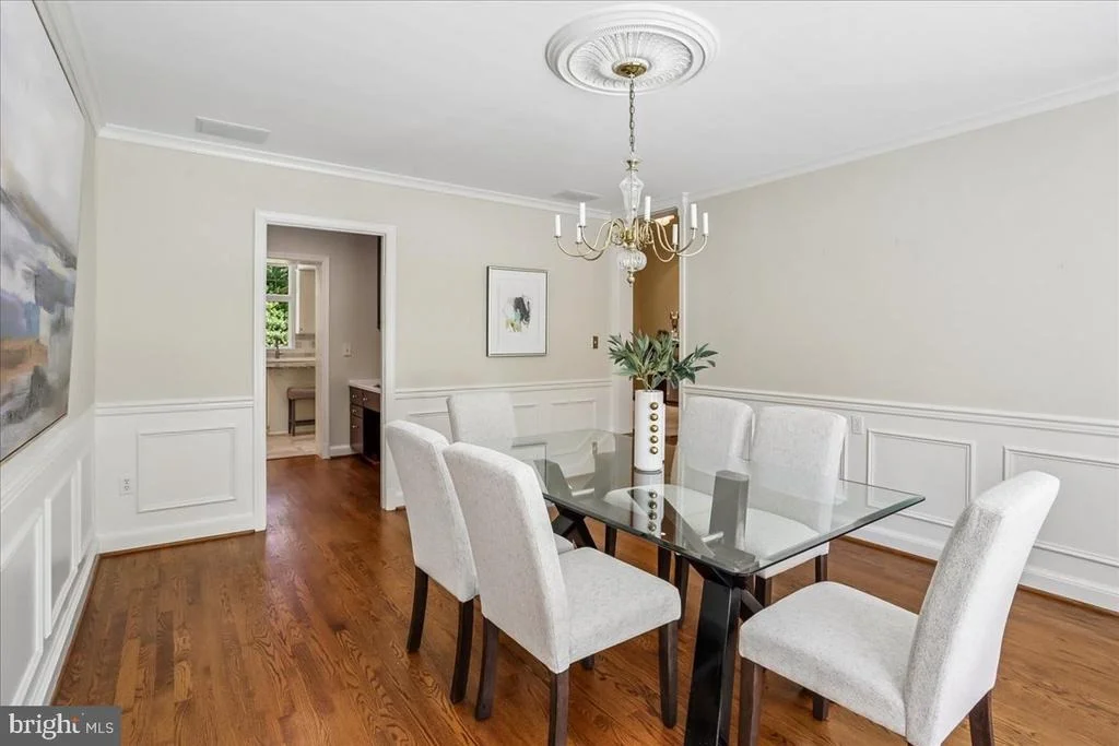 Photo of 3202 PICKWICK LANE