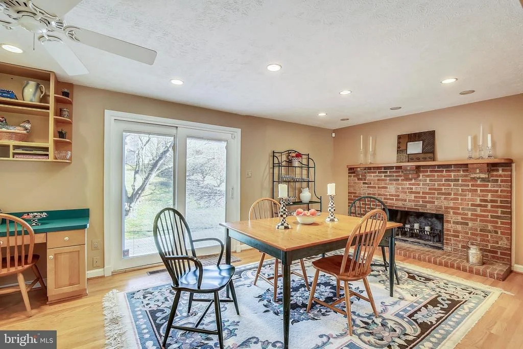 Photo of 19404 FRAMINGHAM DRIVE