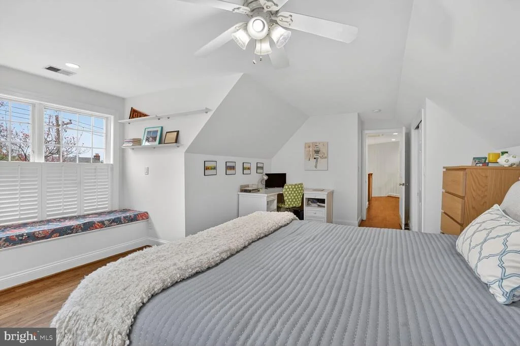 Photo of 4837 W STREET NW