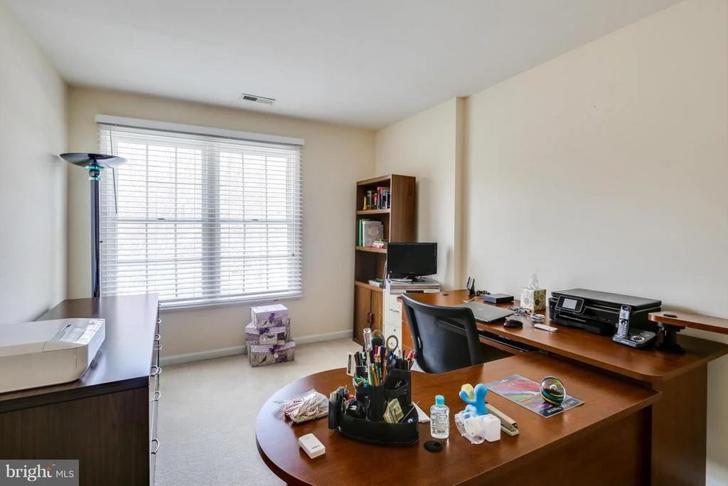 Photo of 6104 SHADED LEAF COURT