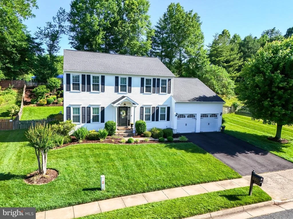 Photo of 14 CHRISTOPHER WAY