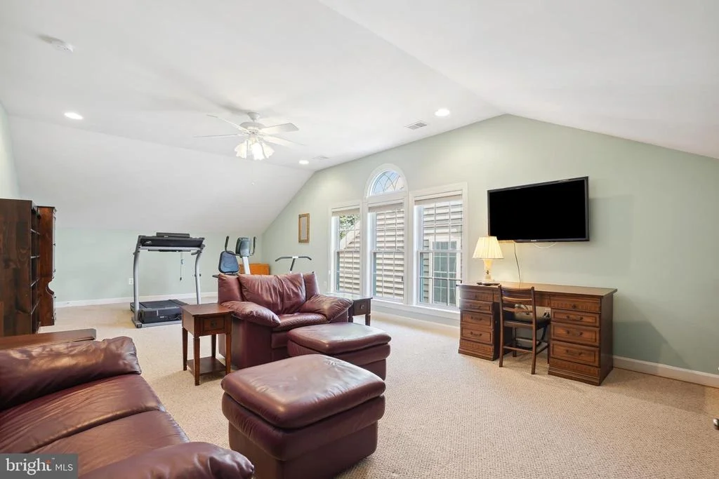 Photo of 3725 GLEN EAGLES DRIVE