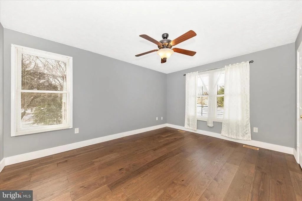 Photo of 2160 COLLINGWOOD LANE