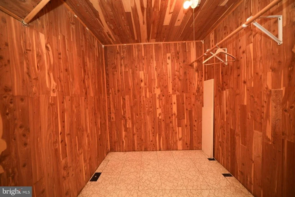 Photo of 1205 SPOTSWOOD DRIVE