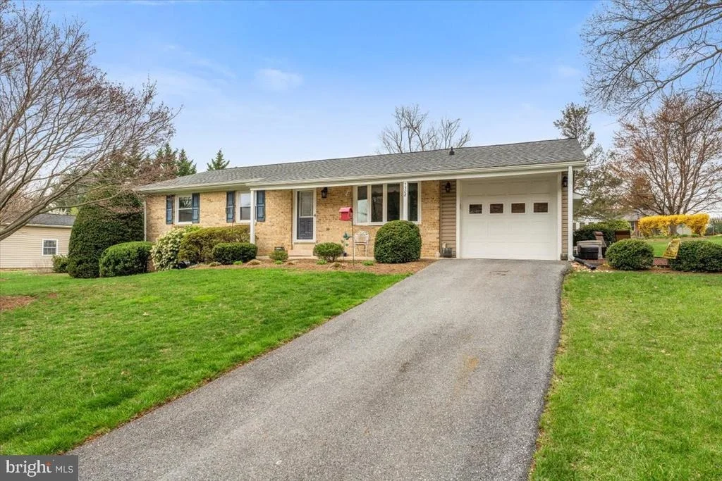 Photo of 7308 POPLAR LANE