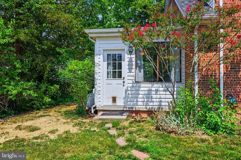 Photo of 2105 SHAWN DRIVE