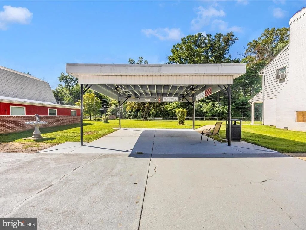 Photo of 17515 DOCTOR BIRD ROAD