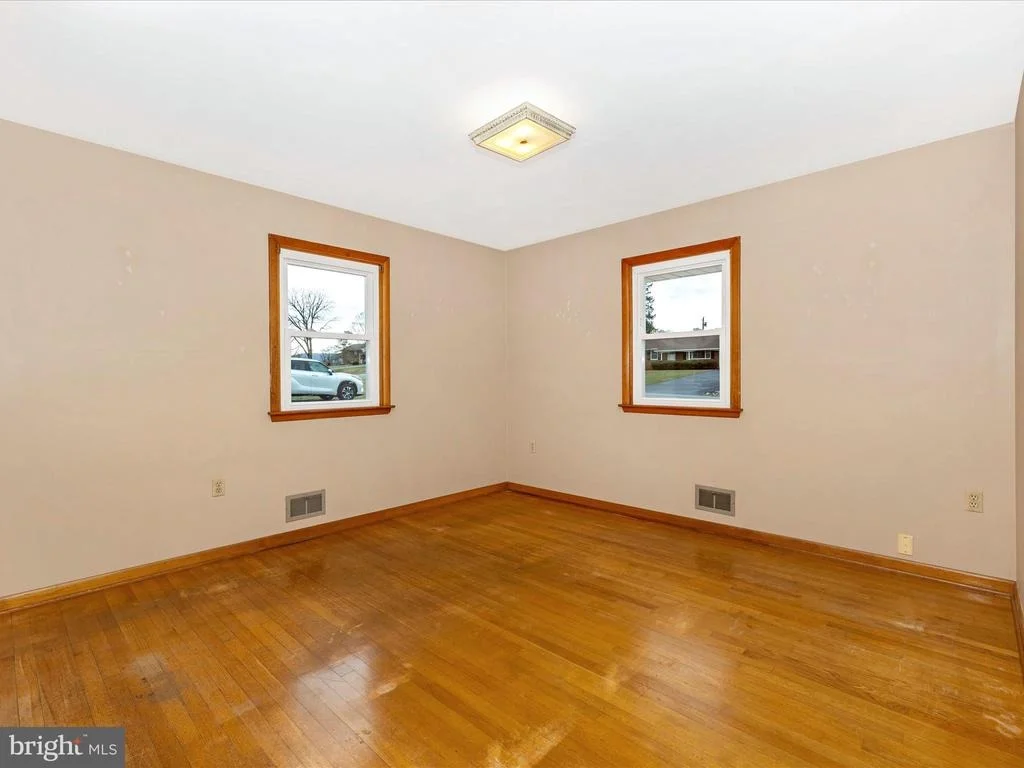 Photo of 9484 POCONO DRIVE