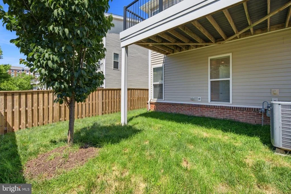 Photo of 23489 EPPERSON SQUARE