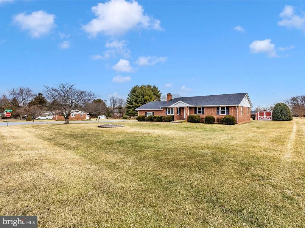 Photo of 9484 POCONO DRIVE