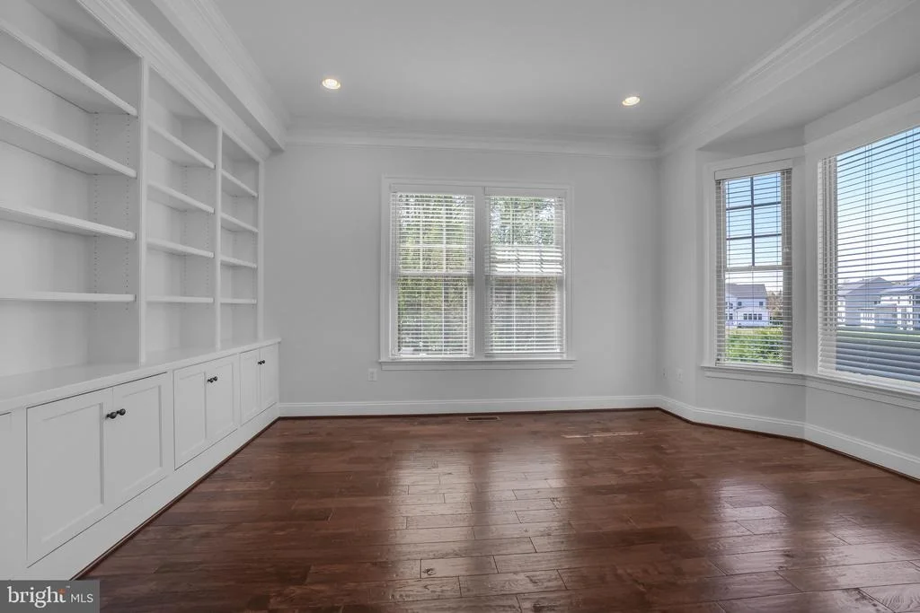 Photo of 9944 CYPRESS WAY