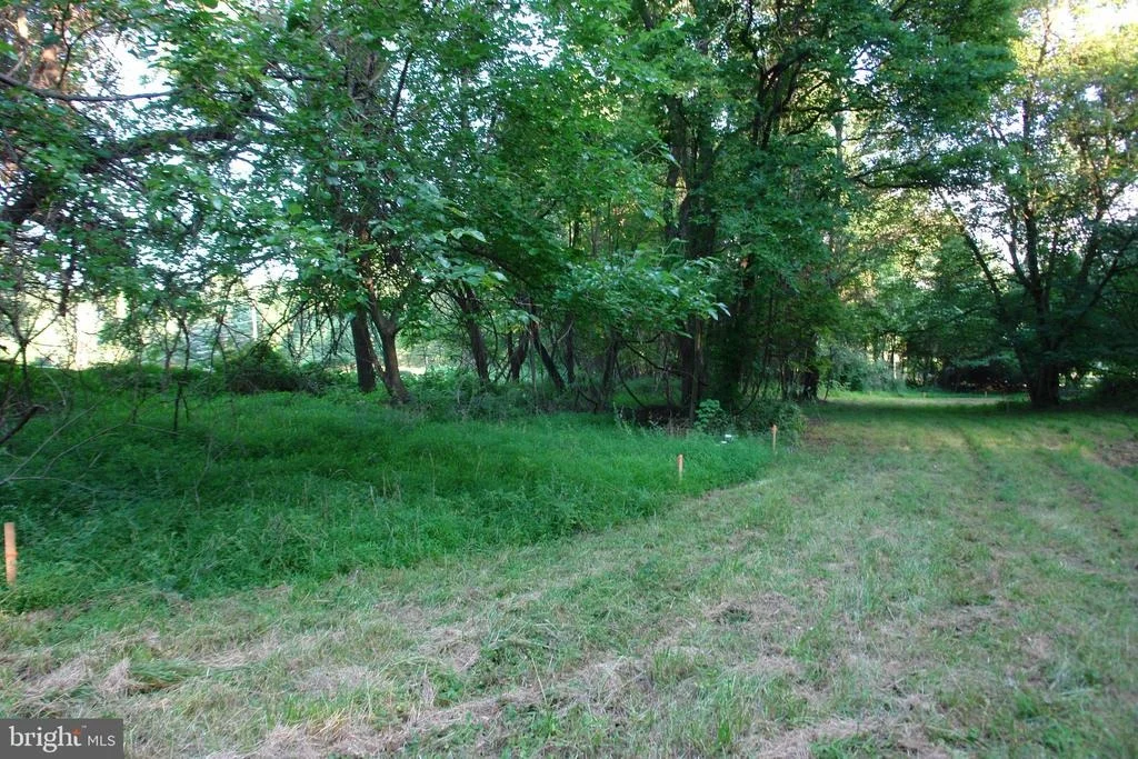 Photo of 8365 WARFIELD ROAD