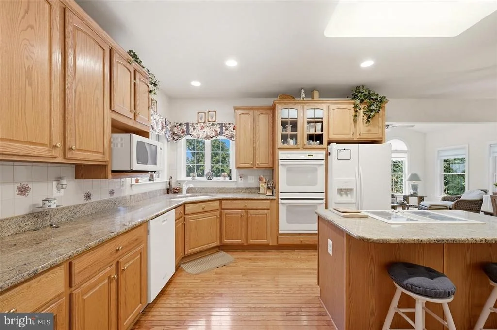 Photo of 45539 LAKESIDE DRIVE