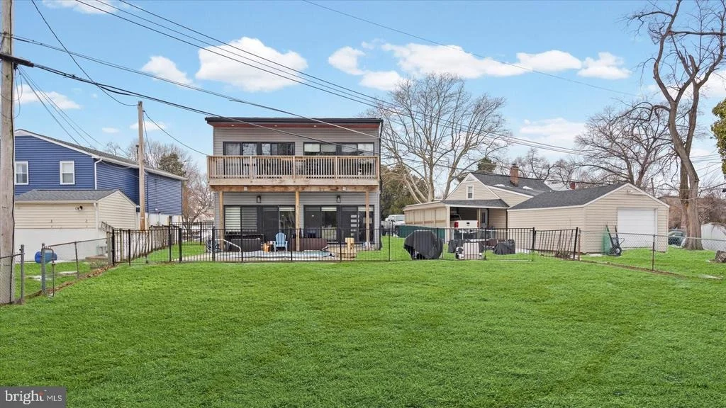 Photo of 3145 BAYBRIAR ROAD