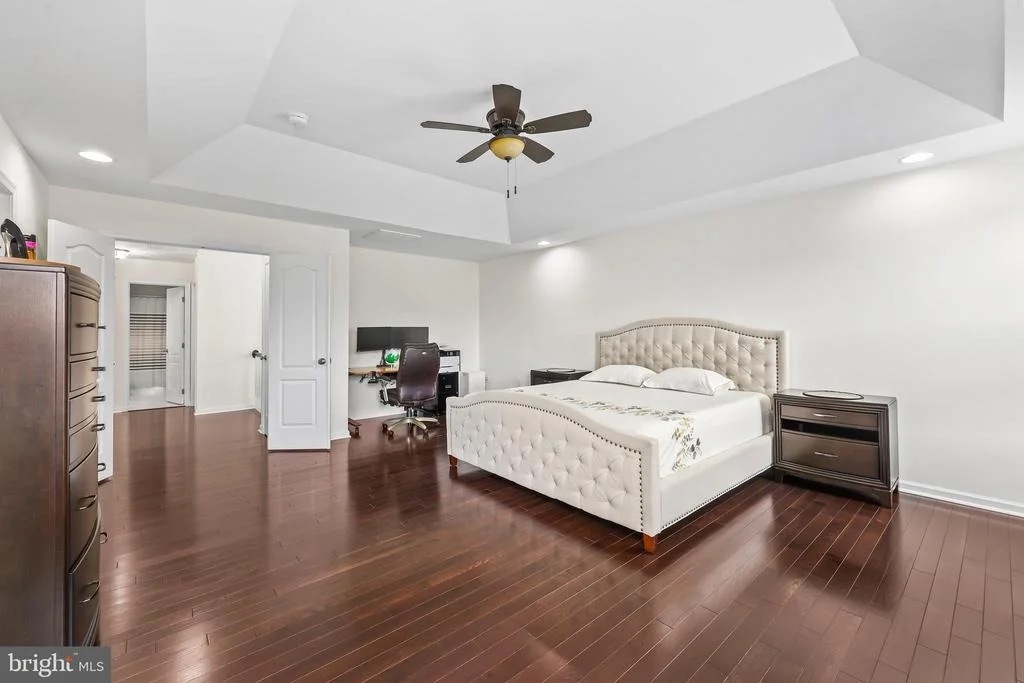 Photo of 43245 BARNSTEAD DRIVE