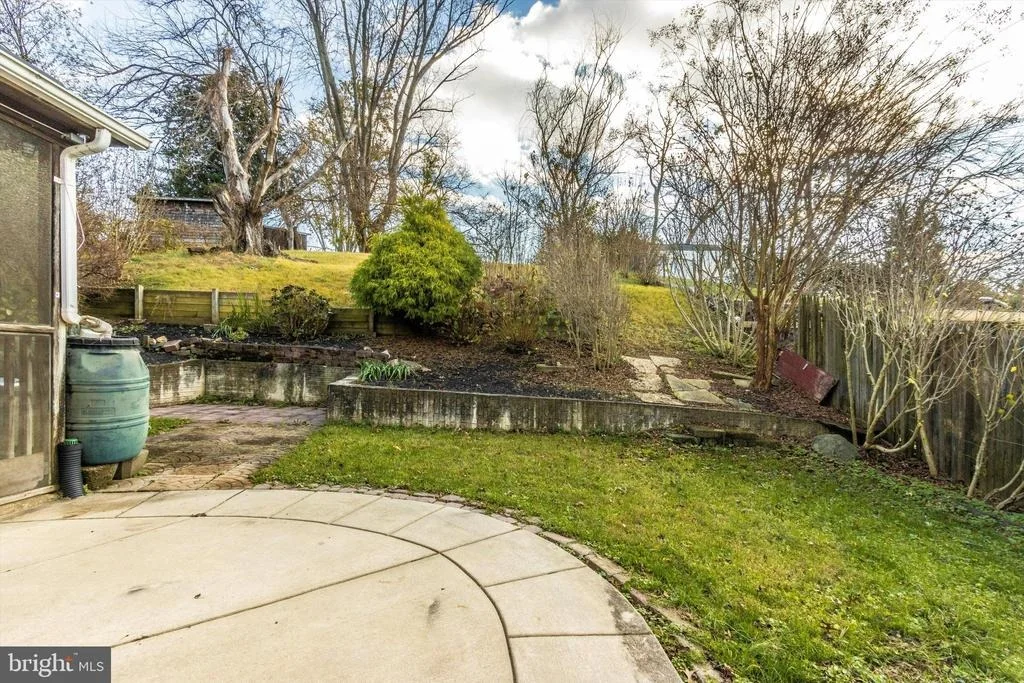 Photo of 4112 WELLER ROAD