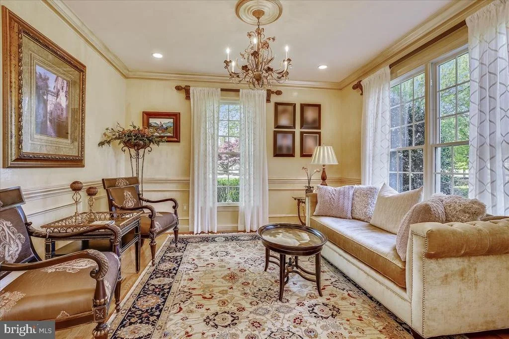 Photo of 21129 GOLF ESTATES DRIVE