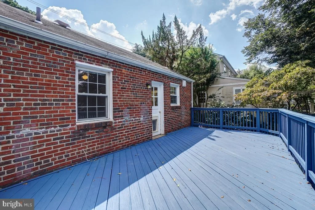 Photo of 10024 CEDAR LANE