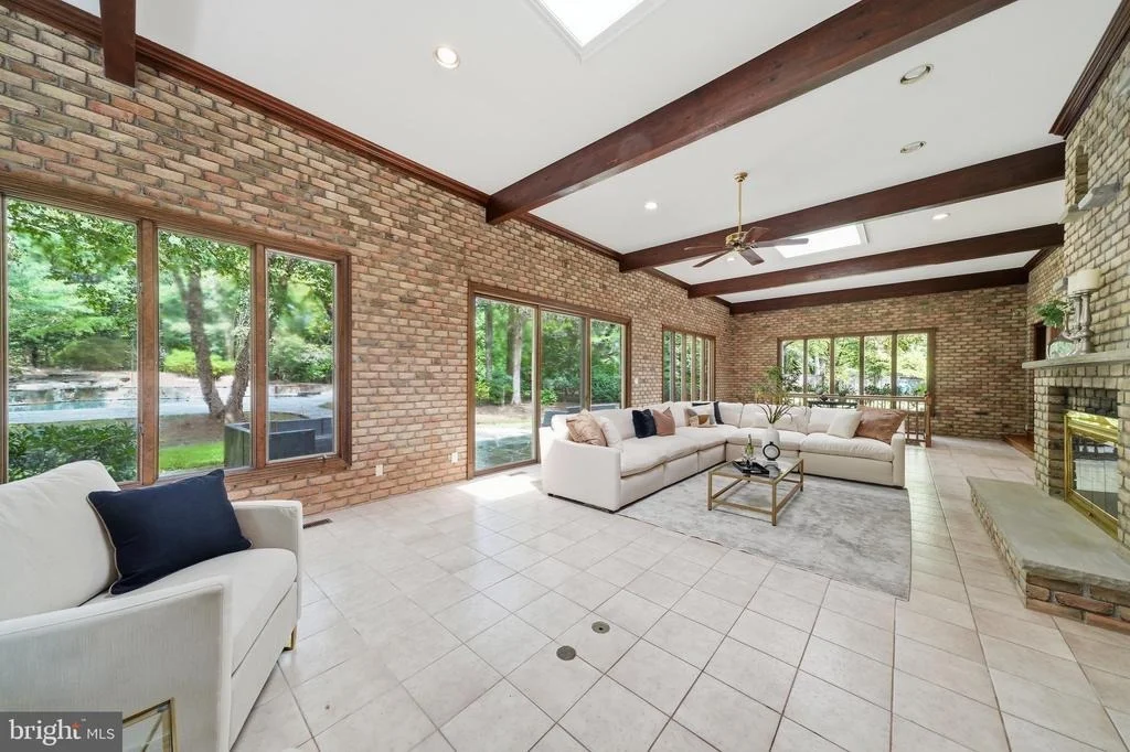 Photo of 9801 BENTCROSS DRIVE