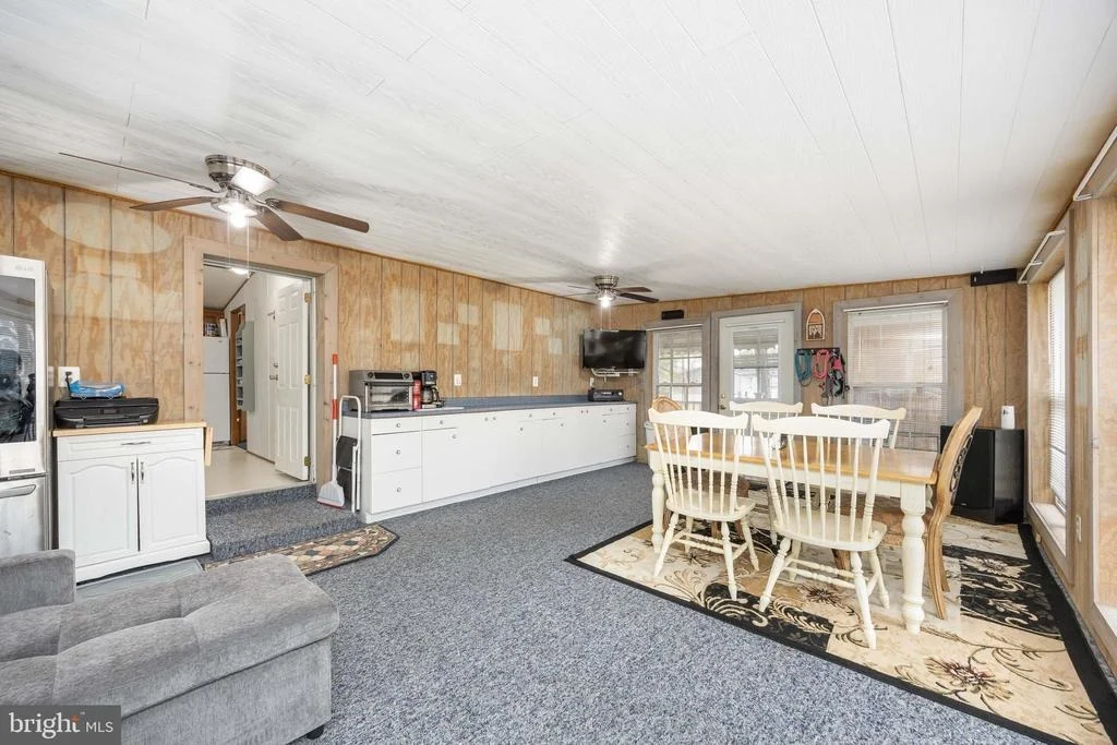 Photo of 22139 ROYAL OAK ROAD