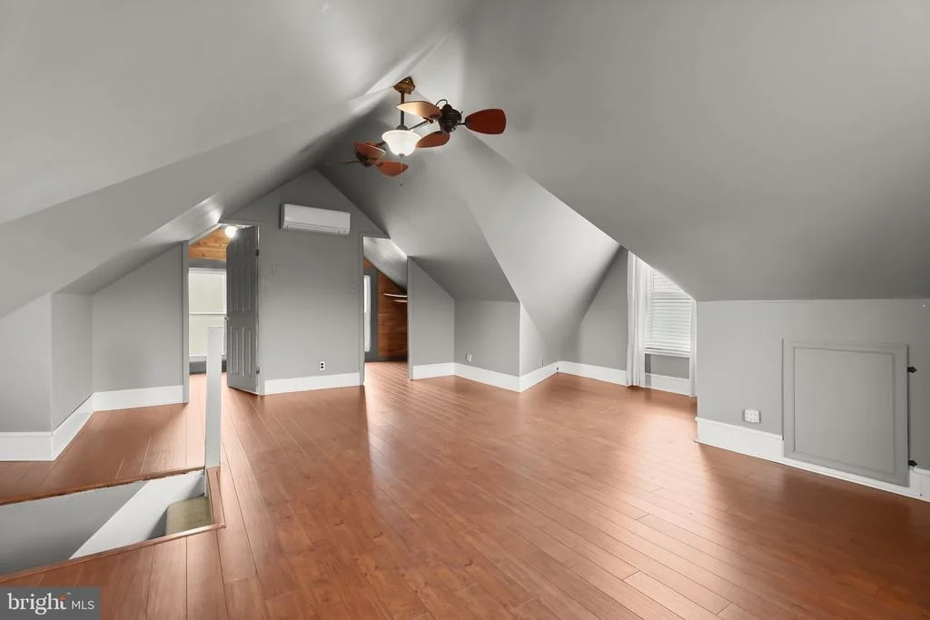 Photo of 2708 EVERGREEN AVENUE