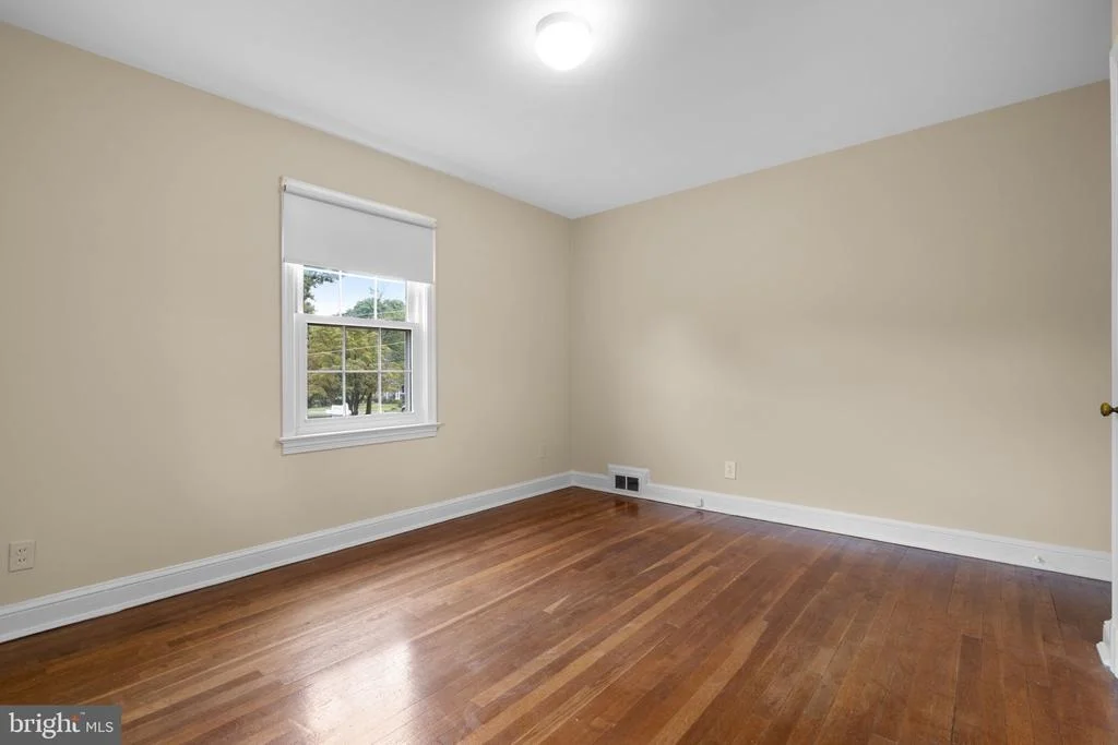 Photo of 319 SAINT LAWRENCE DRIVE