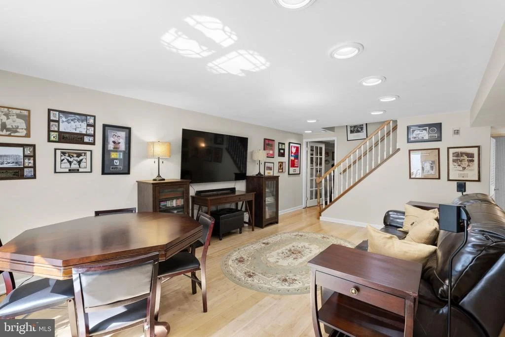 Photo of 5008 LAKE CIRCLE W