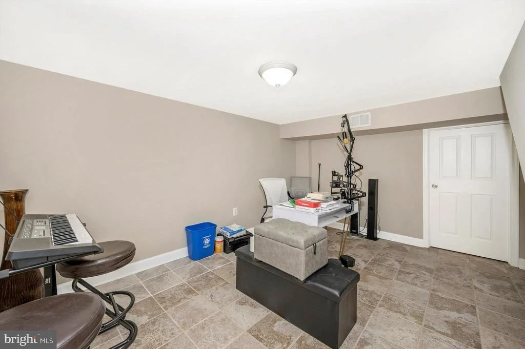 Photo of 2213 BRETON DRIVE