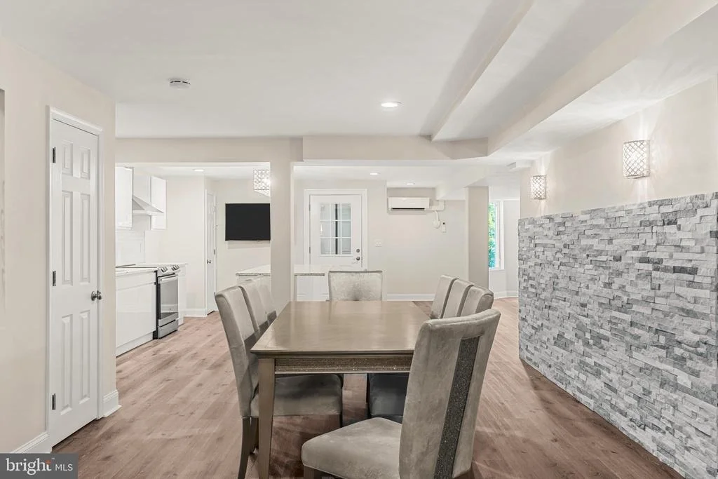 Photo of 920 PINE VALLEY