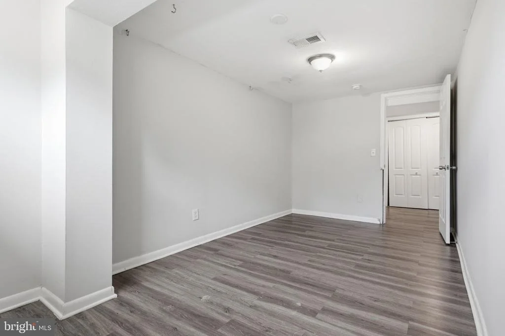 Photo of 6915 BRIARCLIFF DRIVE
