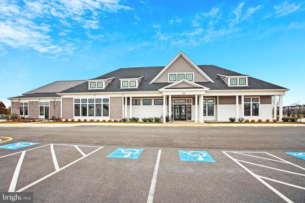 Photo of 2936 LEVEE DRIVE