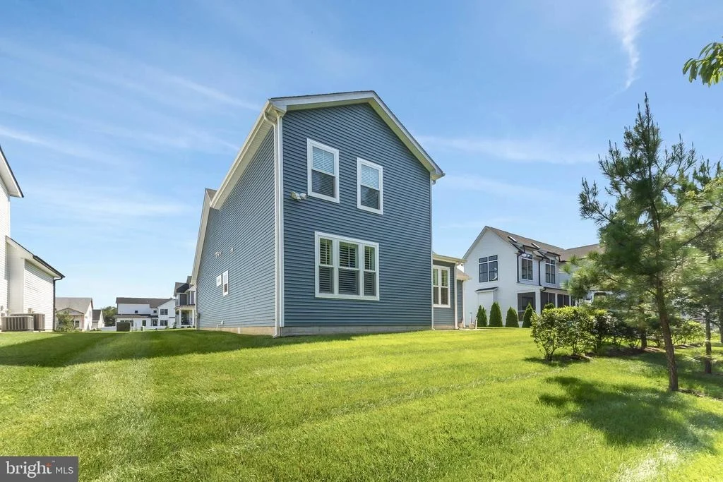 Photo of 16454 FOUR LEAF DRIVE