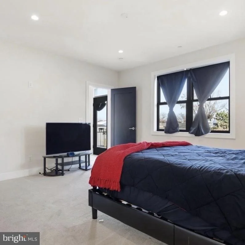 Photo of 6931 RIVER DRIVE ROAD