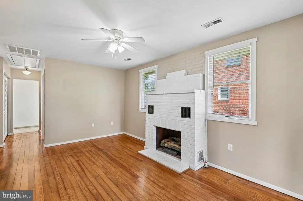 Photo of 302 LINDEN AVENUE