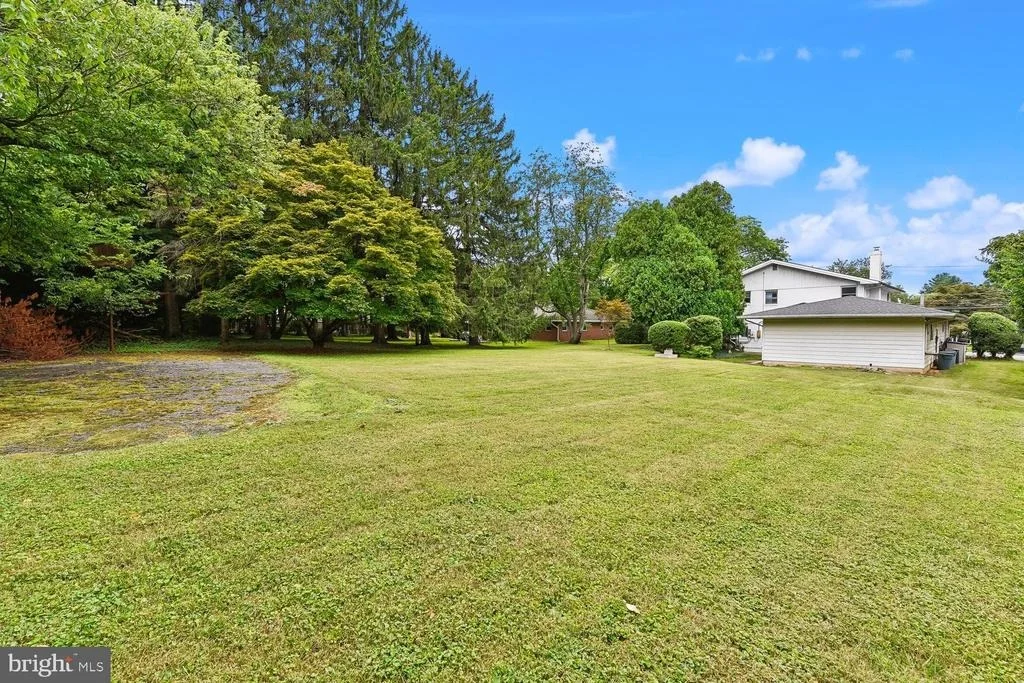 Photo of 7933 STEVENSON ROAD