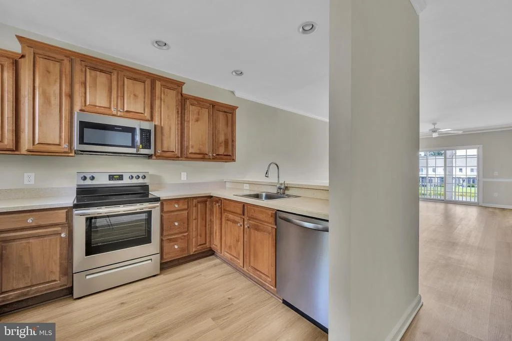 Photo of Unit 4203 at 20007 SANDY BOTTOM CIRCLE