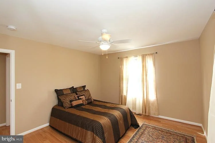 Photo of 5 BURKET COURT