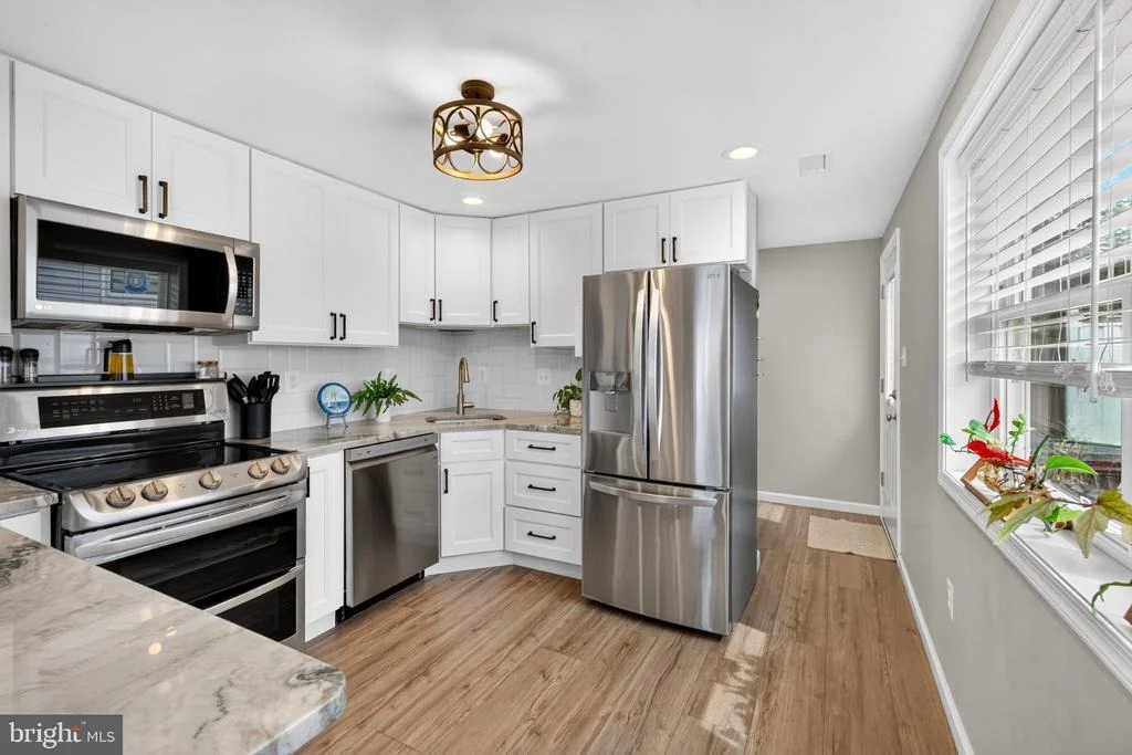 Photo of 2125 MAPLE ROAD