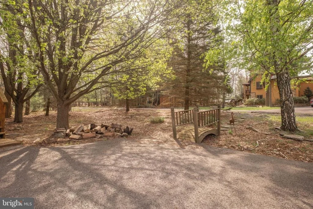Photo of 128 BRIDGEVIEW LANE