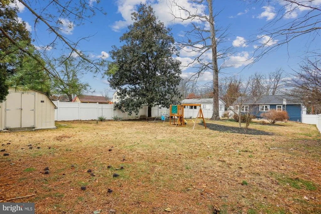 Photo of 707 HOLLYWOOD AVENUE