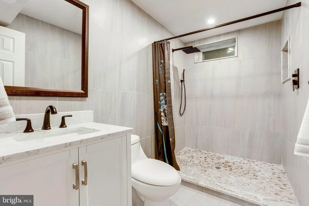 Photo of 1308 DULLES PLACE