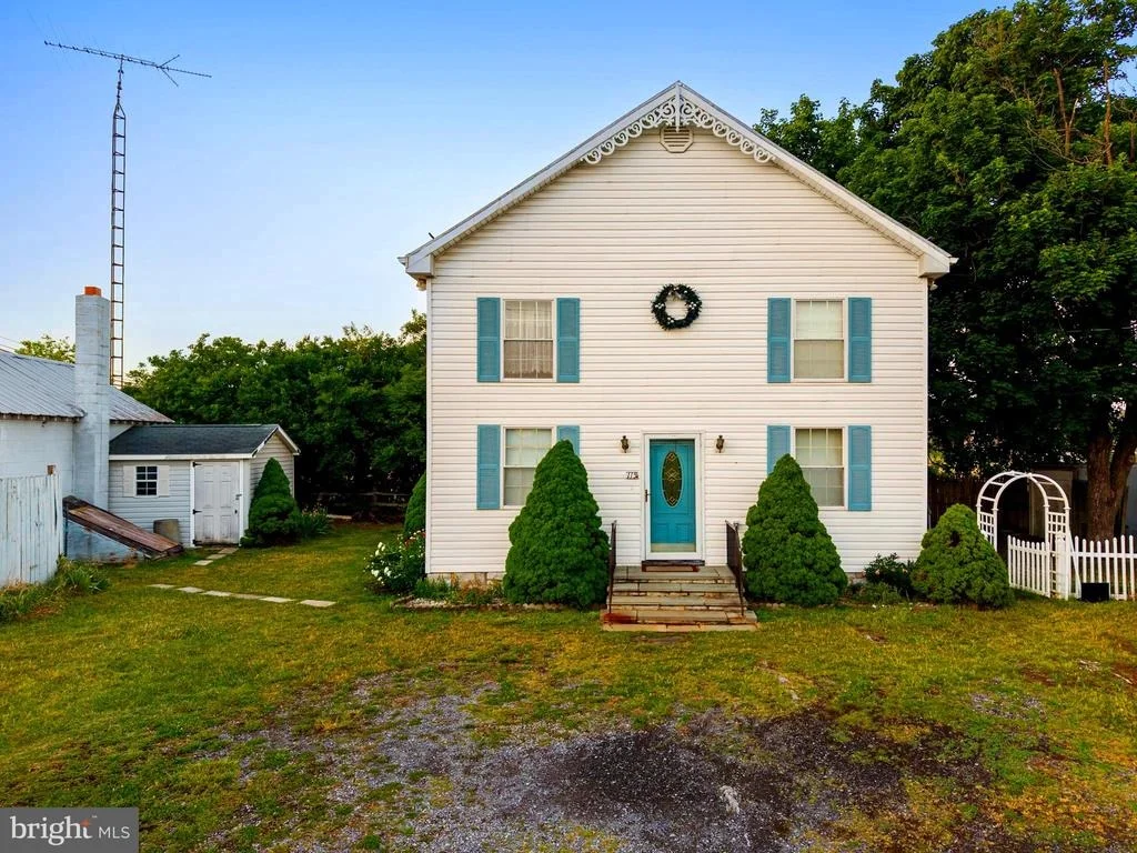 Photo of 2974 MARTINSBURG