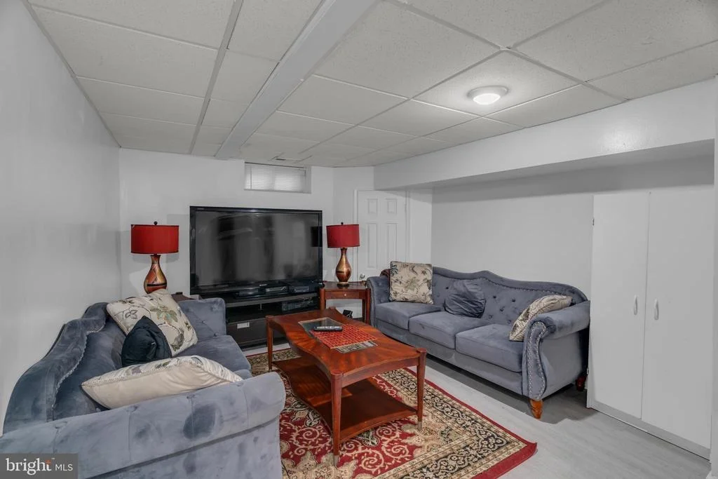 Photo of 4320 IVY GLEN ROAD