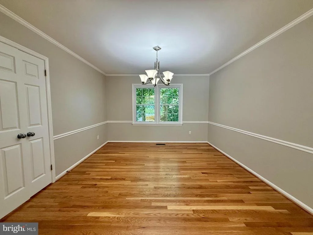Photo of 9714 CHURCH WAY