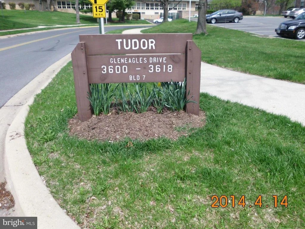 Photo of Unit 72F at 3618 GLENEAGLES DRIVE