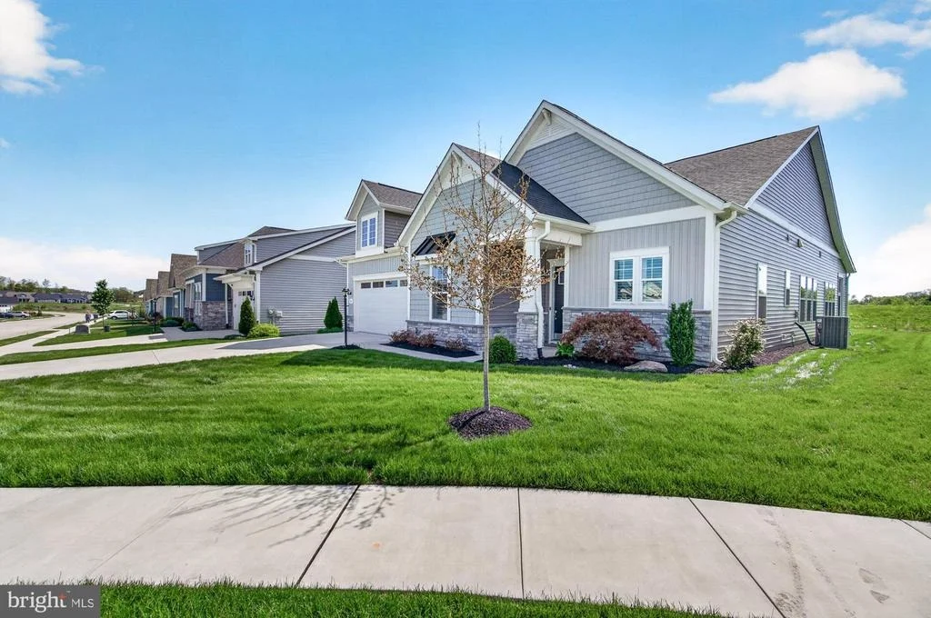 Photo of 374 LIVELY STREAM WAY
