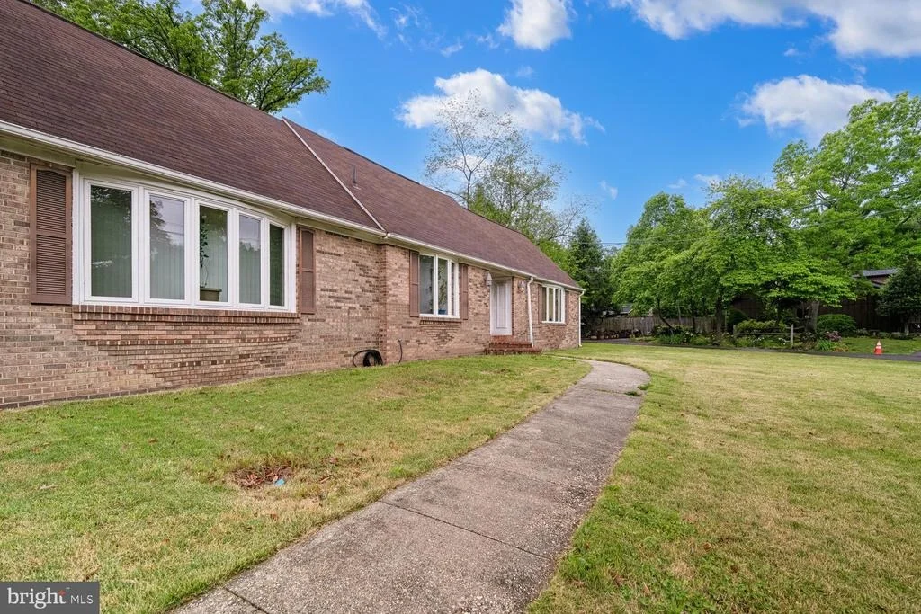 Photo of 6701 BIRCH LANE