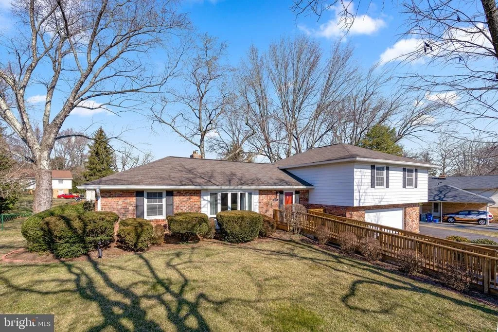 Photo of 4105 CHARLEY FOREST STREET